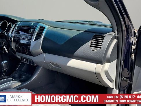 Used 2012 Toyota Tacoma PreRunner w/ TRD Sport Pkg RWD image 26