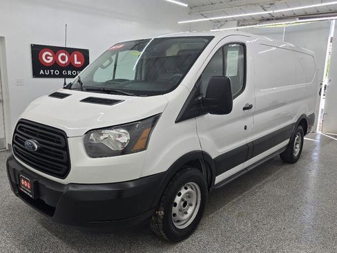 Used 2019 Ford Transit 150 130 Low Roof RWD image 4