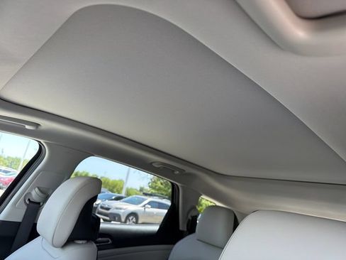 New 2026 Kia Sportage EX w/ EX Panorama Roof Package FWD image 16