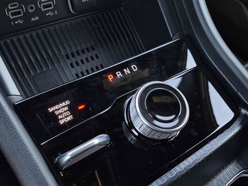 New 2026 Jeep Grand Cherokee Altitude AWD/4WD image 24