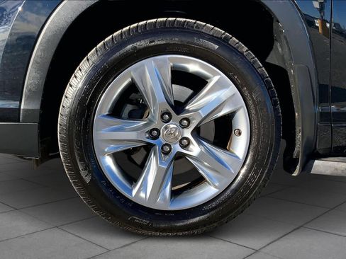 Used 2014 Toyota Highlander Limited Platinum image 10