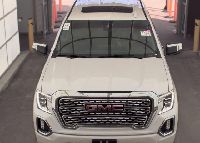 Used 2022 GMC Sierra 1500 Denali w/ Denali Premium Package AWD/4WD image 2