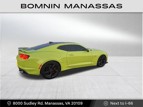 Used 2019 Chevrolet Camaro SS image 2