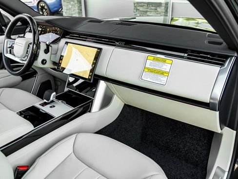 New 2026 Land Rover Range Rover Autobiography image 31