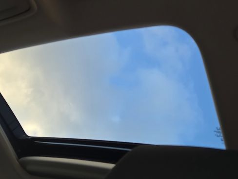 Used 2024 Honda Accord EX image 15