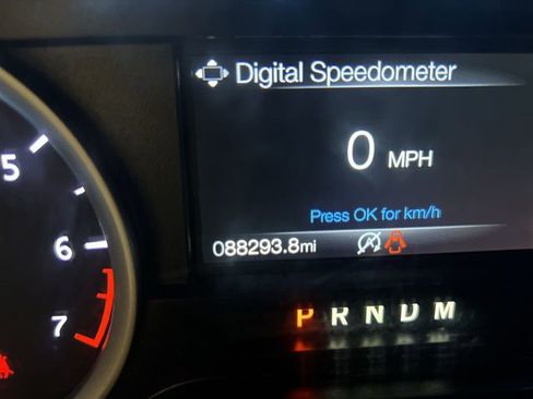 Certified 2019 Ford Expedition XLT RWD image 11