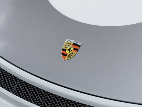 Used 2019 Porsche 911 Speedster RWD image 28