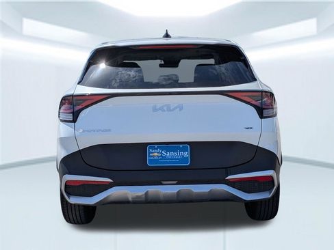 Used 2024 Kia Sportage LX image 5