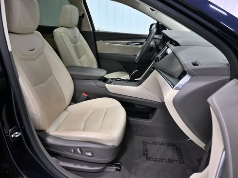 Used 2021 Cadillac XT5 Premium Luxury AWD/4WD image 30