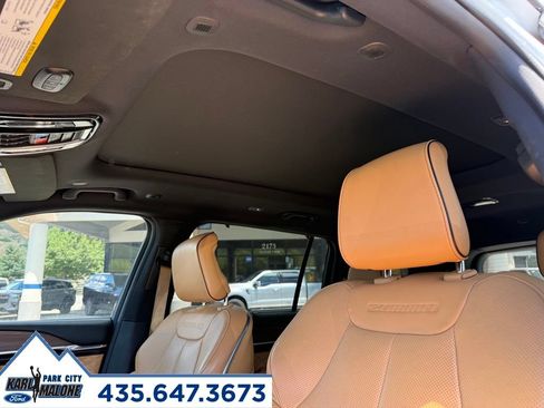 Used 2024 Jeep Grand Cherokee L Summit w/ Advanced Protech Group IV AWD/4WD image 13