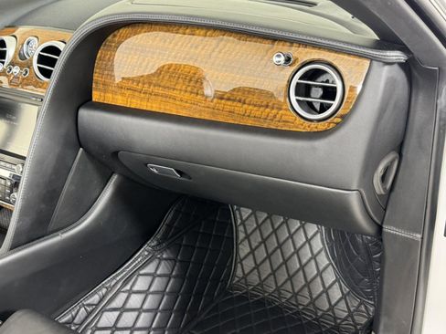 Used 2013 Bentley Continental GT image 32