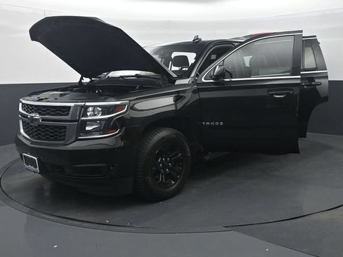 Used 2019 Chevrolet Tahoe LS w/ Enhanced Driver Alert Package AWD/4WD image 36