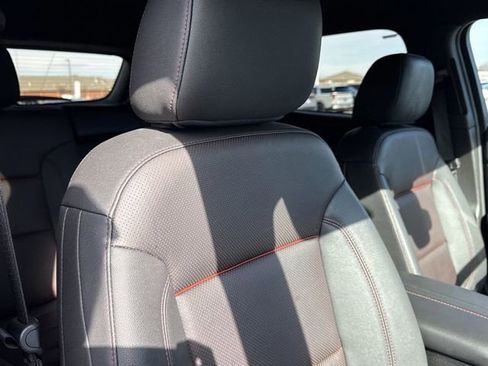 Used 2025 Chevrolet Blazer RS image 25