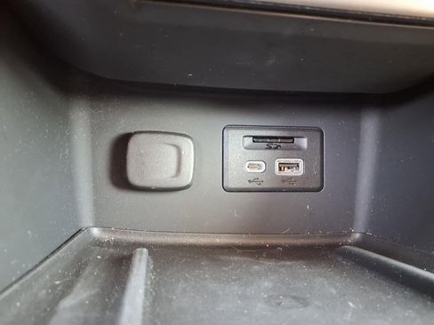 Used 2021 GMC Acadia Denali w/ Trailering Package FWD image 6
