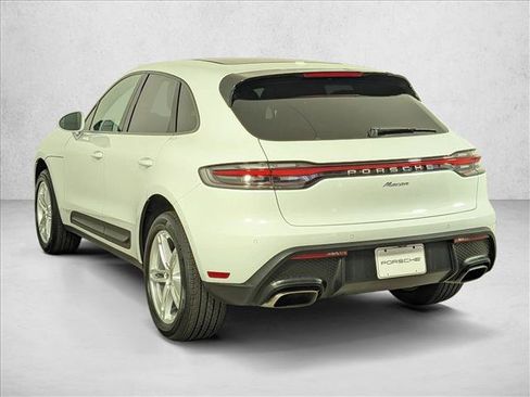 Certified 2023 Porsche Macan AWD/4WD image 3