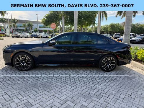 Used 2025 BMW 760i xDrive w/ Executive Package image 3