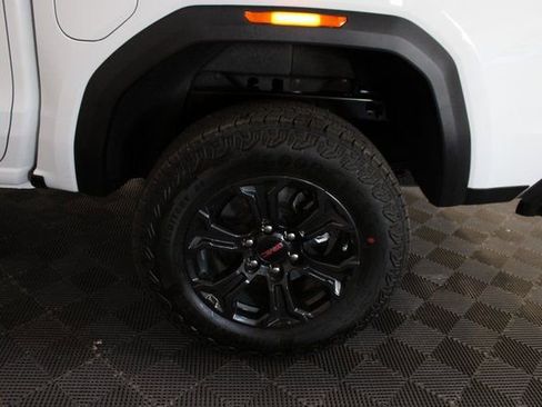 New 2025 GMC Canyon Elevation w/ Convenience Package RWD image 9