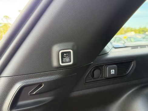 New 2025 Jeep Grand Cherokee Altitude image 37