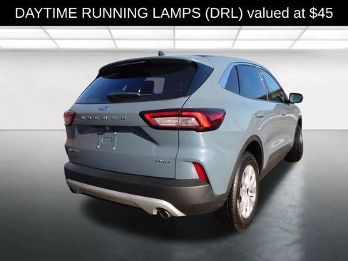 Used 2023 Ford Escape Active image 5