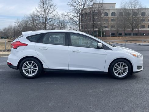 Used 2018 Ford Focus SE image 10