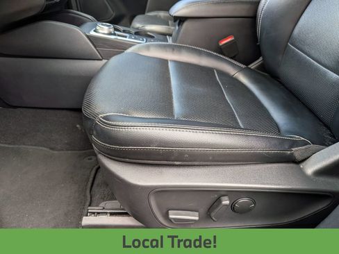 Used 2022 Ford Escape SEL w/ Technology Package FWD image 16