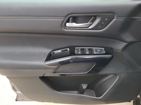 New 2026 Nissan Pathfinder Platinum w/ Accent Package FWD image 19