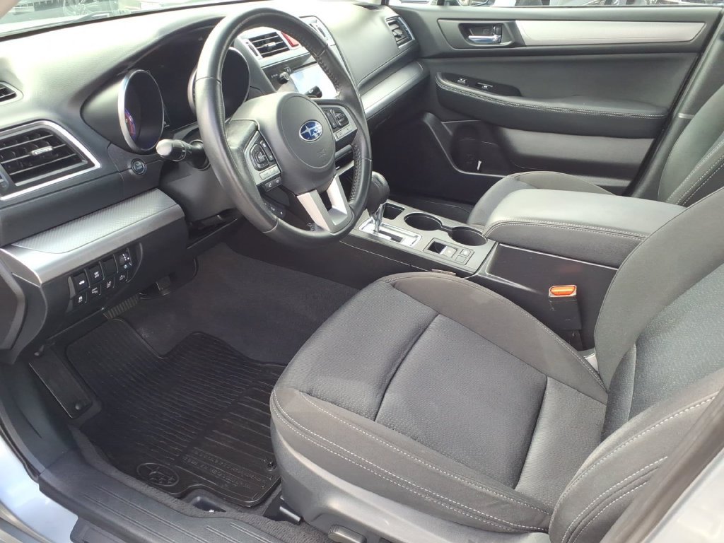 Used 2017 Subaru Legacy 2.5i Premium AWD/4WD image 14