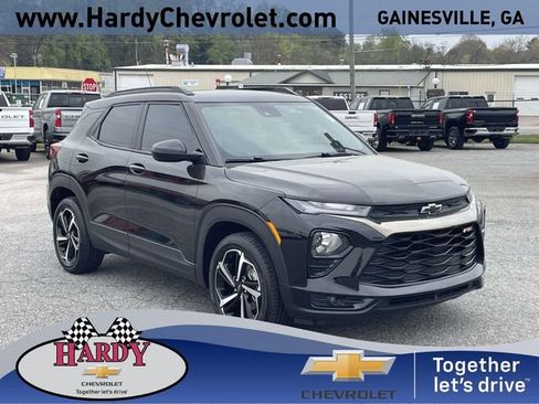 Used 2023 Chevrolet TrailBlazer RS w/ Convenience Package FWD image 1