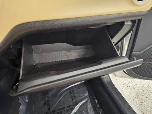 Used 2017 Toyota Corolla LE w/ LE Premium Package image 22