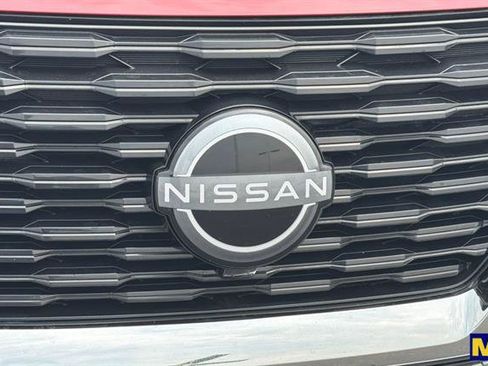 Used 2022 Nissan Rogue S FWD image 35