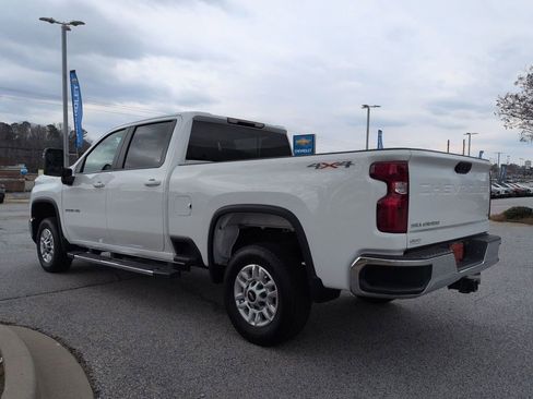 Used 2025 Chevrolet Silverado 2500 LT w/ Convenience Package image 6
