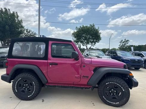 Used 2024 Jeep Wrangler Sport AWD/4WD image 2