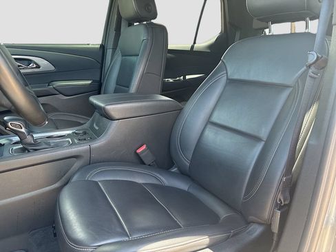 Used 2023 Chevrolet Traverse LT w/ LPO, Floor Liner Package AWD/4WD image 20