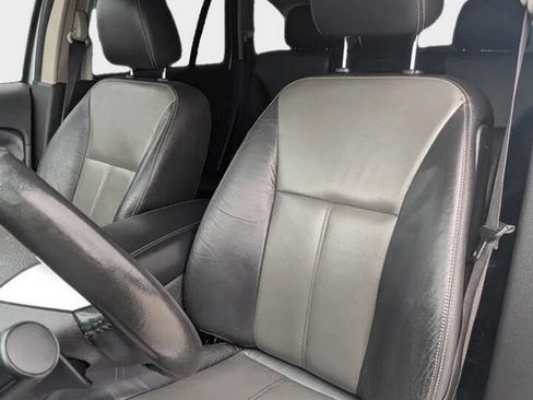 Used 2013 Ford Edge Sport w/ Driver Entry Pkg image 12