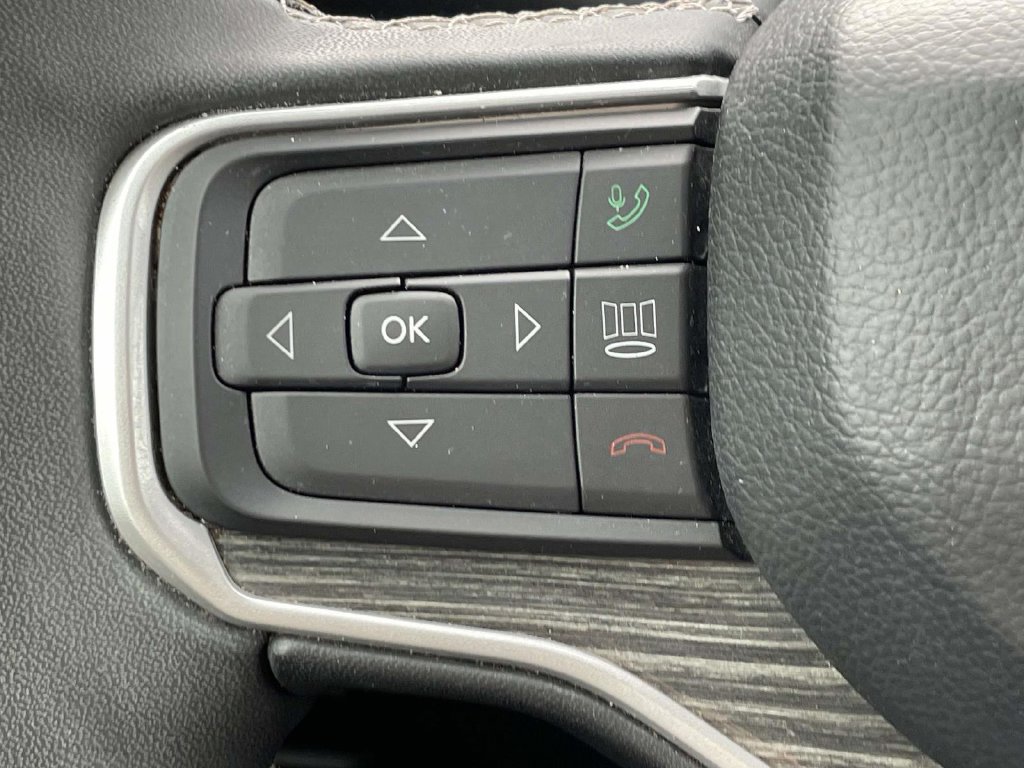 Used 2022 Jeep Wagoneer Series II w/ Flexible Seating Group AWD/4WD image 32