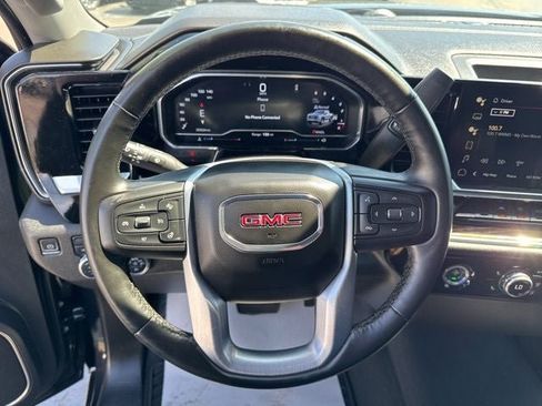 Used 2023 GMC Sierra 1500 Elevation AWD/4WD image 12
