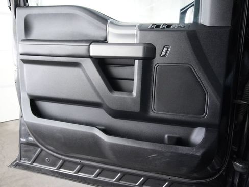 Used 2015 Ford F150 XLT w/ Equipment Group 302A Luxury AWD/4WD image 24