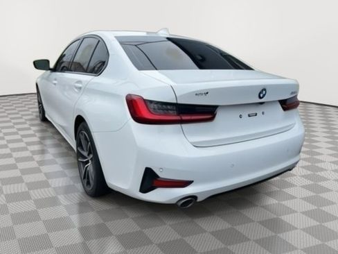 Used 2022 BMW 330i Sedan w/ Convenience Package RWD image 5