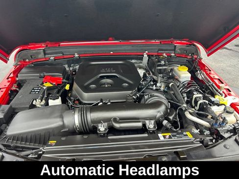 Used 2024 Jeep Wrangler Unlimited Sport AWD/4WD image 10