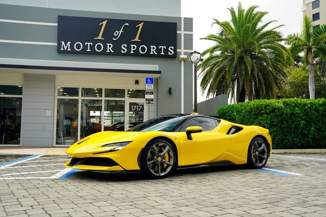Used 2021 Ferrari SF90 Stradale AWD/4WD image 1
