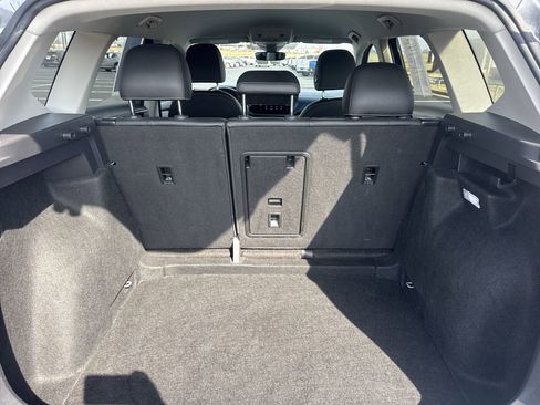 Used 2024 Volkswagen Taos SE image 23