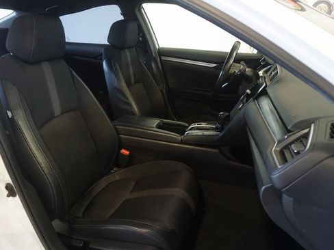 Used 2020 Honda Civic Sport image 18