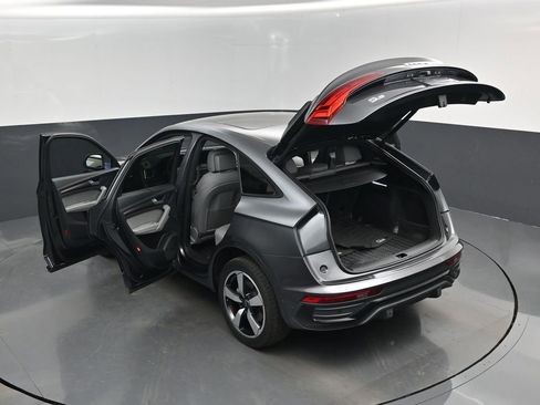 Used 2023 Audi Q5 2.0T Prestige w/ Prestige Package AWD/4WD image 30
