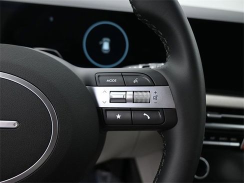 New 2026 Hyundai Tucson SEL image 18