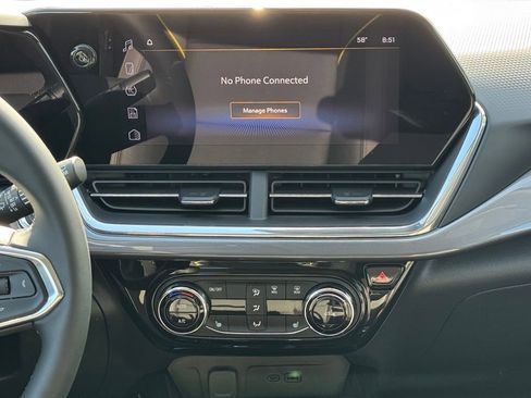 Used 2026 Chevrolet Trax ACTIV w/ Driver Confidence Package FWD image 21
