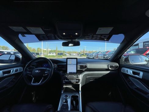 Used 2020 Ford Explorer ST w/ ST Street Pack image 27