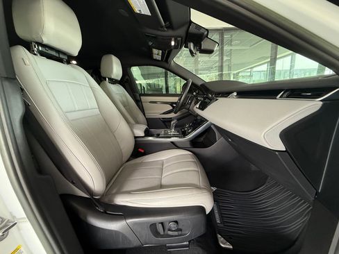 Used 2023 Land Rover Range Rover Evoque S AWD/4WD image 24