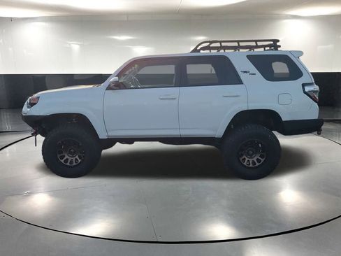 Used 2019 Toyota 4Runner TRD Off-Road image 5