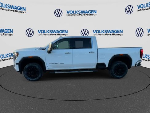 Used 2025 GMC Sierra 3500 Denali w/ Denali Reserve Package AWD/4WD image 5