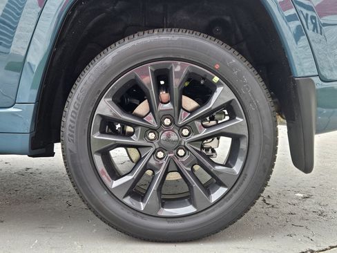 New 2026 Jeep Grand Cherokee Limited AWD/4WD image 25